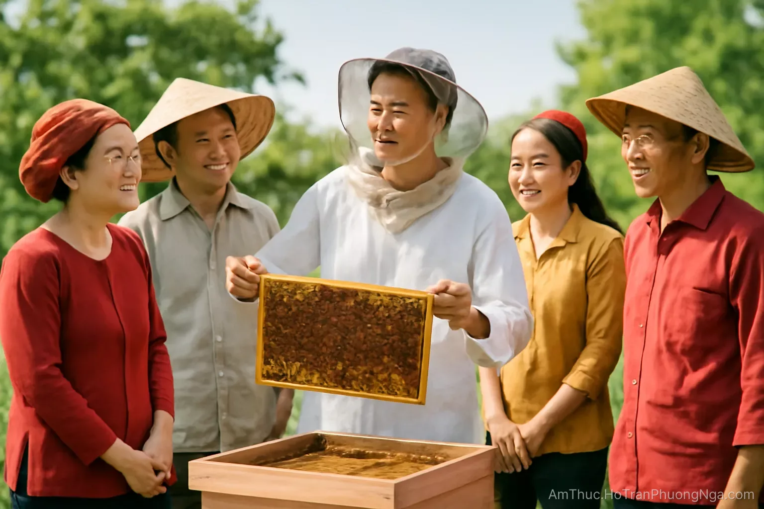 Truyền nghề nuôi ong: hiện ai dạy, và một chương trình tử tế cần gì